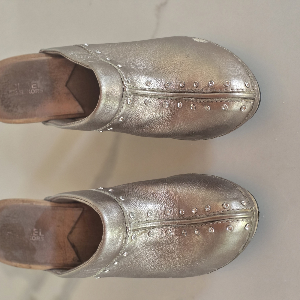Metallic Silver Studded Clogs